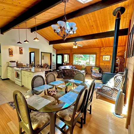 Villa Volcano Hideaway Cabin As Seen On Hgtv Exterior foto